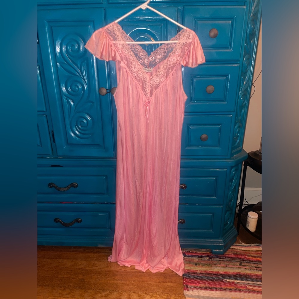 🌸VINTAGE 80’s Full Length Pink Nightgown 🌸 - Picture 11 of 12